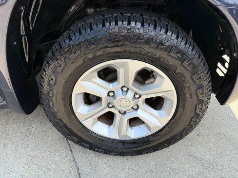 Used 2004 Lexus GX 470 AWD/4WD image 12