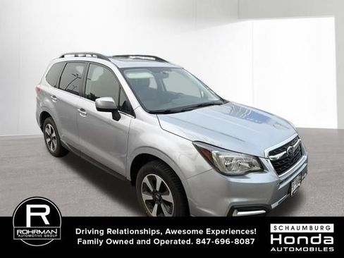Used 2017 Subaru Forester 2.5i Limited w/ Popular Package #2 AWD/4WD image 3