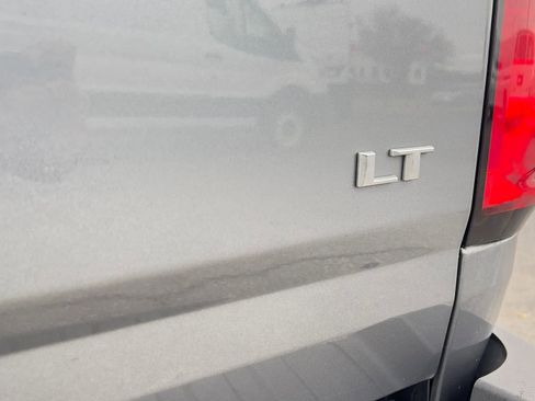 Used 2022 Chevrolet Colorado LT w/ Fleet Safety Package image 10