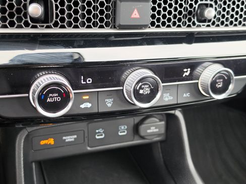 Used 2025 Honda Civic Sport image 21
