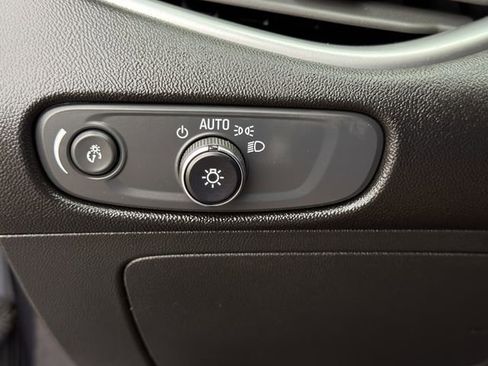 Used 2023 Chevrolet Malibu LS FWD image 22