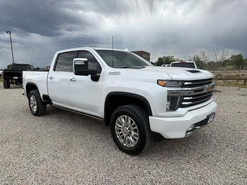 Used 2021 Chevrolet Silverado 2500 High Country w/ Z71 Off-Road Package AWD/4WD image 1