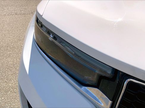 Used 2023 Jeep Grand Cherokee Limited AWD/4WD image 30