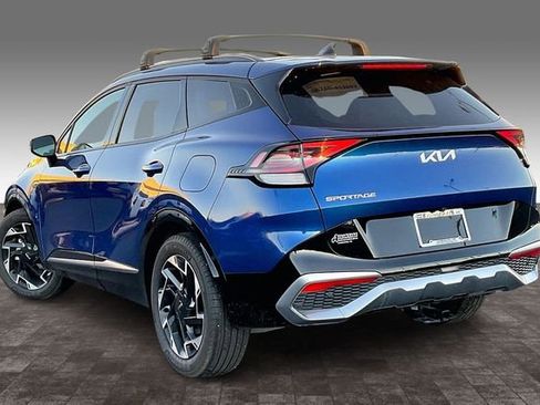 Used 2023 Kia Sportage SX image 12
