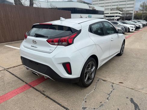Used 2019 Hyundai Veloster 2.0 image 6