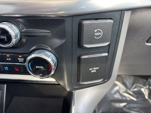 New 2025 Ford F150 Lariat w/ Equipment Group 501A Mid image 23