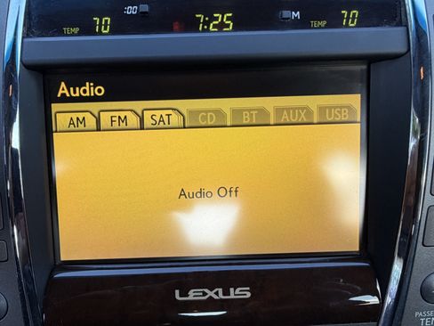 Used 2011 Lexus ES 350 FWD image 24