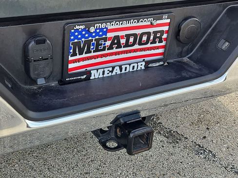 Used 2025 Chevrolet Silverado 1500 LT image 34