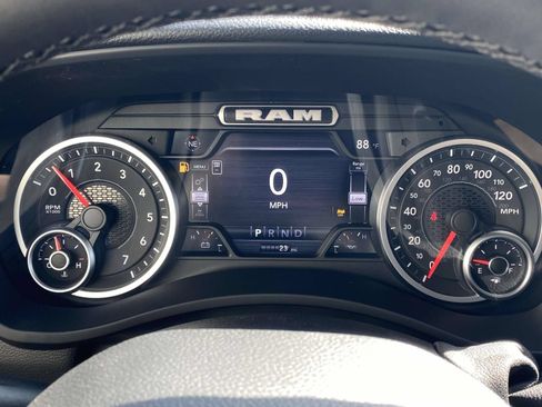 New 2026 RAM 2500 Big Horn AWD/4WD image 27