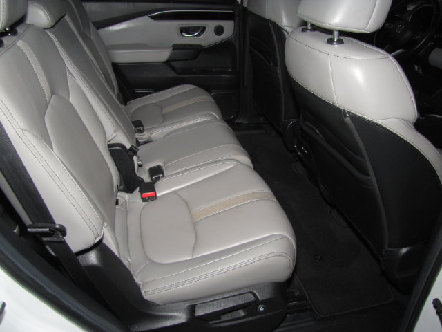 Certified 2024 Honda Pilot Touring image 41