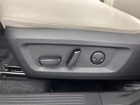 New 2026 Nissan Rogue SV image 31