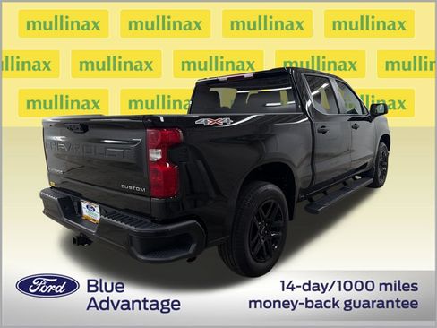 Used 2024 Chevrolet Silverado 1500 Custom AWD/4WD image 3