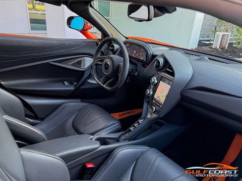 Used 2018 McLaren 720S Luxury image 29