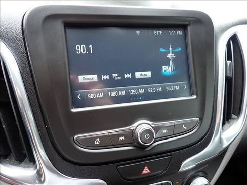 Used 2018 Chevrolet Equinox LS FWD image 19