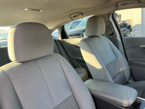 Used 2017 Chevrolet Impala LS image 18