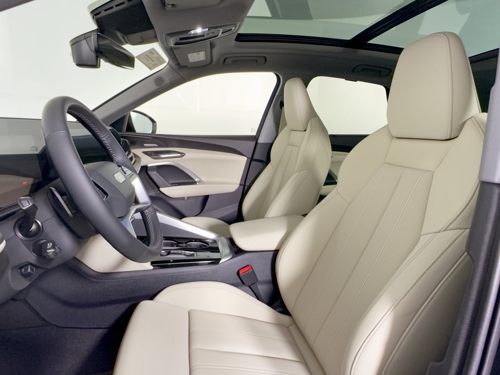 New 2026 Audi Q5 Premium Plus AWD/4WD image 5