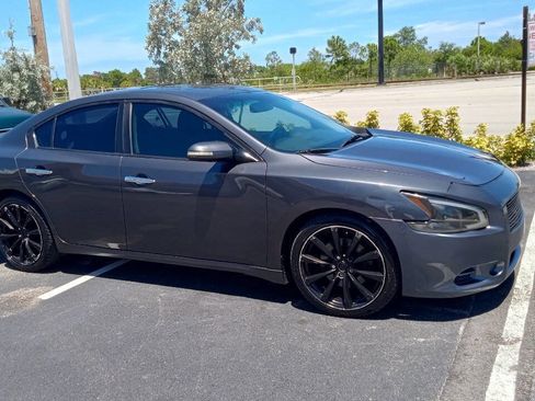Used 2013 Nissan Maxima 3.5 SV w/ Sport Pkg image 4