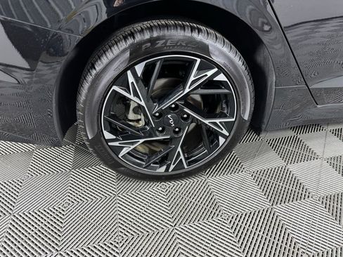 Used 2025 Kia K5 GT-Line w/ GT-Line Premium Package image 35