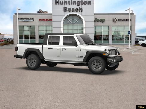 New 2026 Jeep Gladiator Sport AWD/4WD image 6