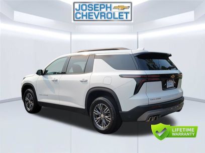 Used 2026 Chevrolet Traverse LT