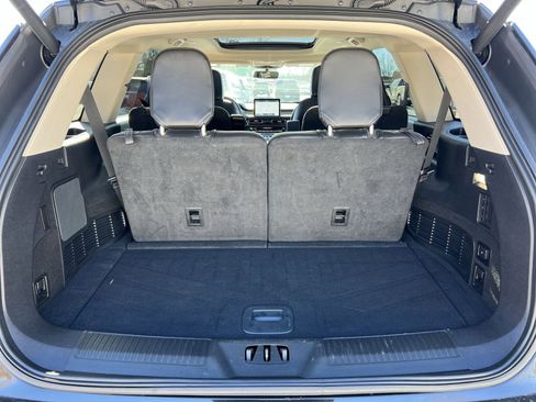 Used 2024 Lincoln Aviator AWD w/ Premium Package image 26