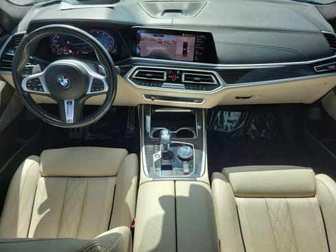 Used 2021 BMW X7 M50i AWD/4WD image 16