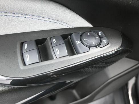 Used 2024 Chevrolet Trax LT w/ Driver Confidence Package FWD image 13
