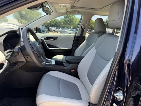 Certified 2025 Toyota RAV4 XLE Premium FWD image 25