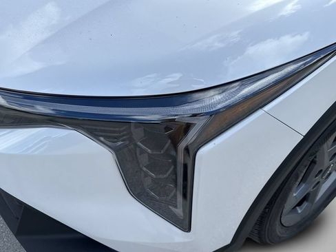 New 2026 Kia K4 FWD image 13
