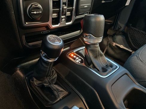 Used 2026 Jeep Wrangler Unlimited Sport AWD/4WD image 27