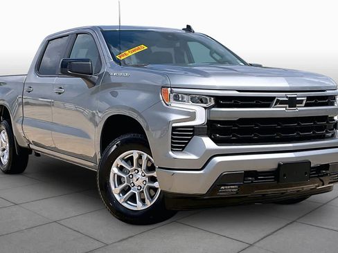 Used 2026 Chevrolet Silverado 1500 RST RWD image 3
