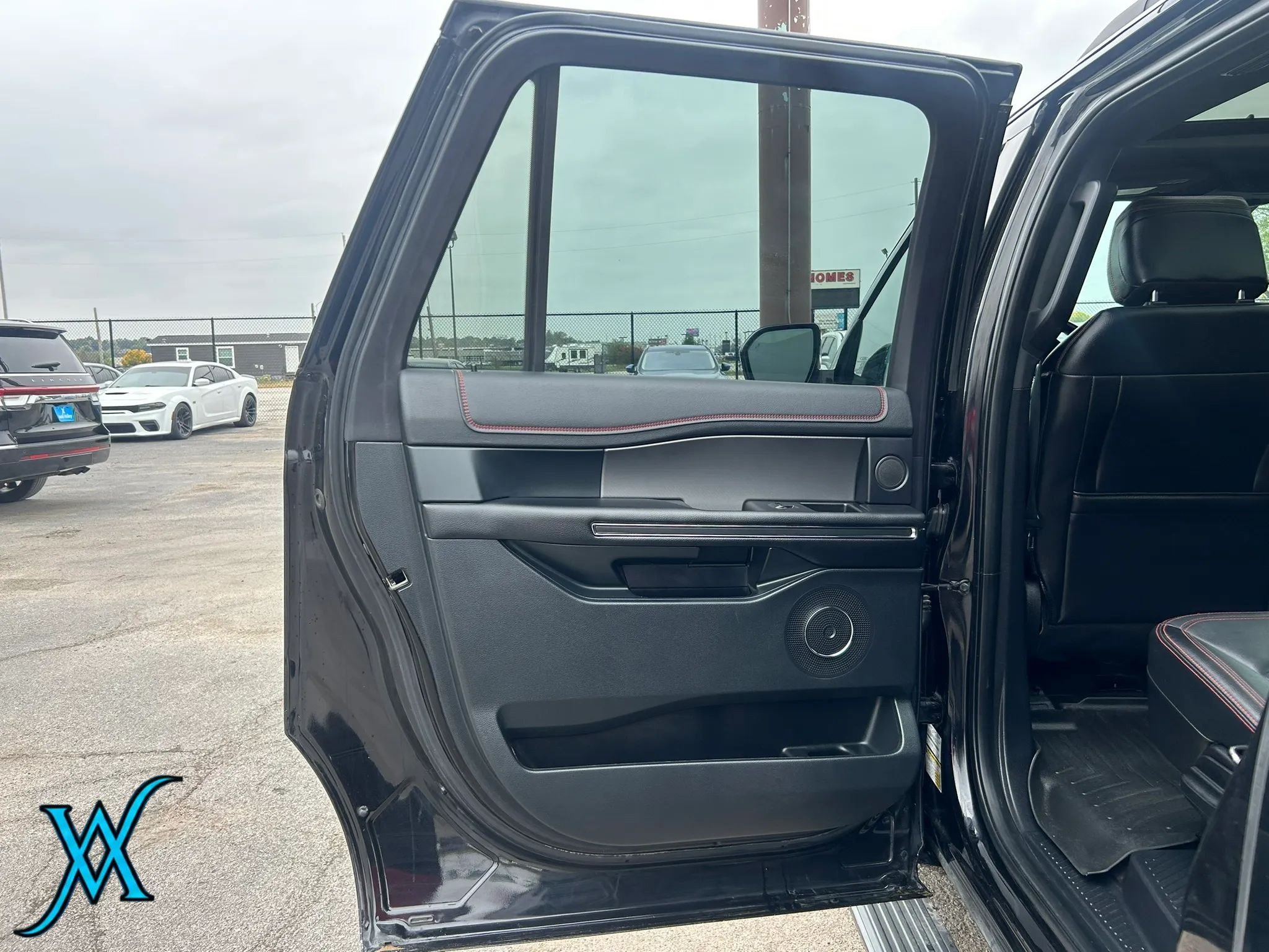 Used 2020 Ford Expedition Max Limited w/ Equipment Group 303A AWD/4WD image 14
