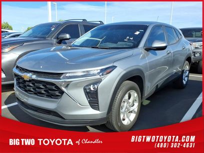 Used 2024 Chevrolet Trax LS w/ LS Convenience Package
