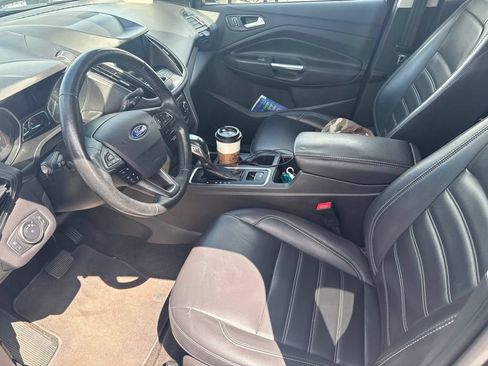 Used 2019 Ford Escape SEL FWD image 4