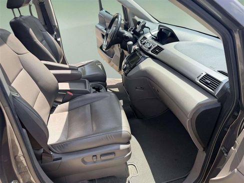 Used 2015 Honda Odyssey EX-L image 10