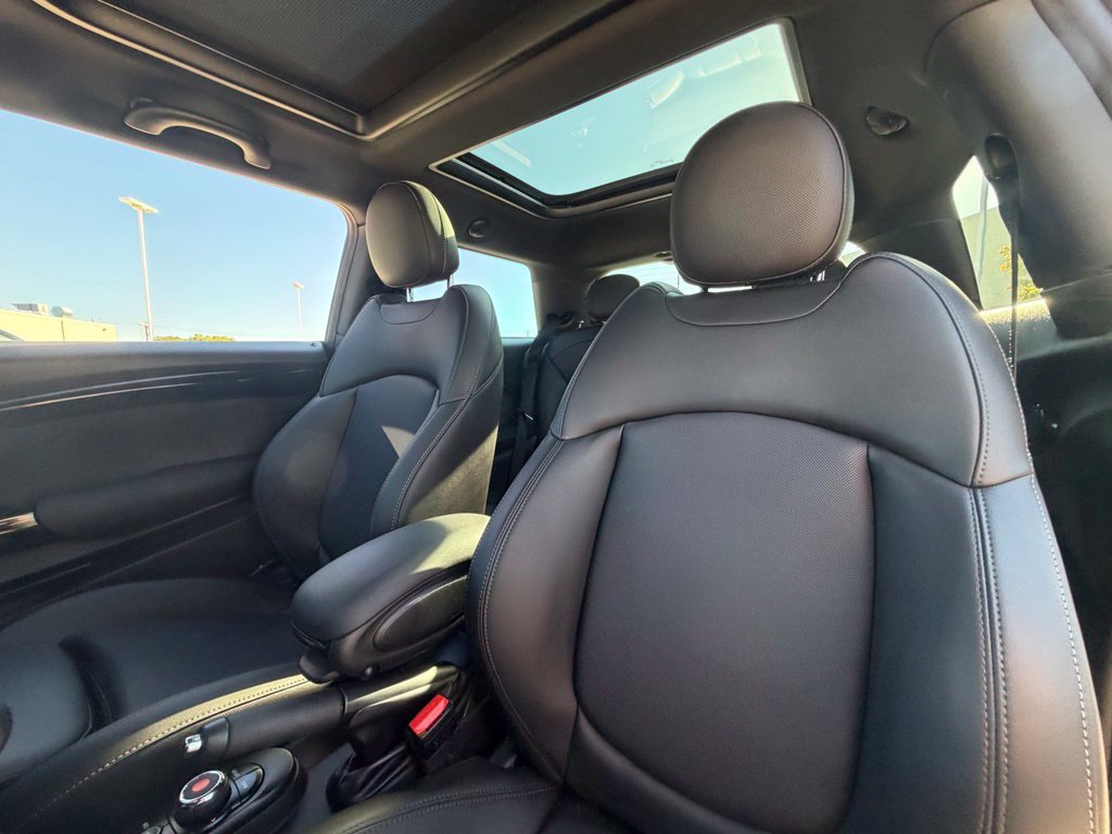 Used 2019 MINI Cooper S w/ Storage Package FWD image 5