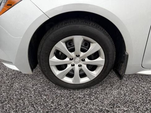 Used 2023 Toyota Corolla LE w/ Carpet Mat Package (TMS) image 14