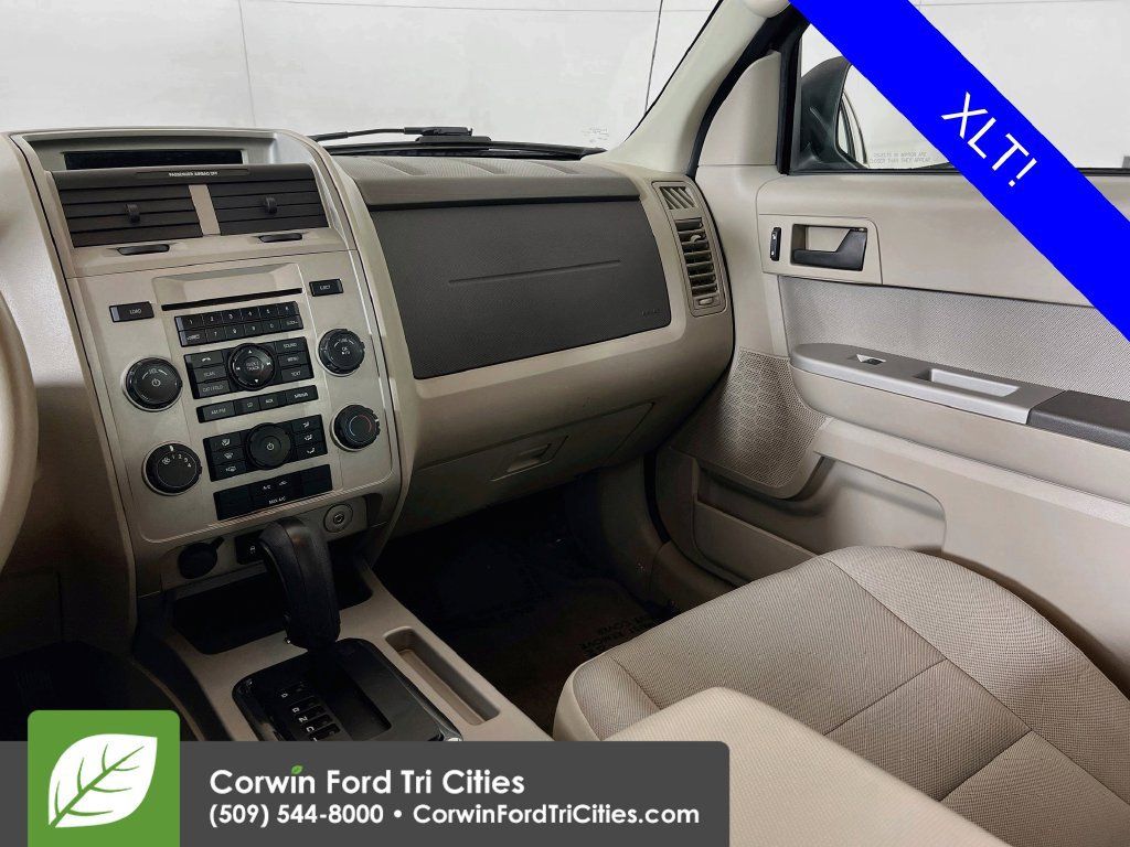 Used 2010 Ford Escape XLT AWD/4WD image 25
