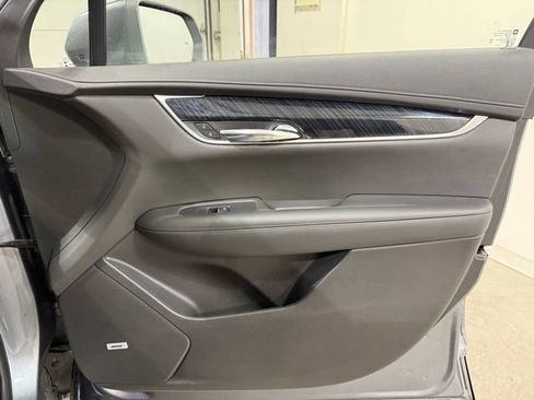 Used 2021 Cadillac XT6 Premium Luxury AWD/4WD image 28