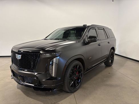 Used 2026 Cadillac Escalade V w/ LPO, ONYX Package AWD/4WD image 7