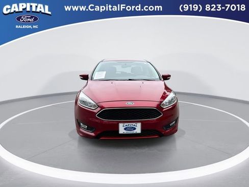 Used 2015 Ford Focus SE FWD image 3