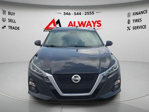 Used 2019 Nissan Altima 2.5 Platinum FWD image 3