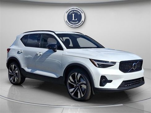 New 2026 Volvo XC40 B5 Ultra w/ Protection Package Premier image 1