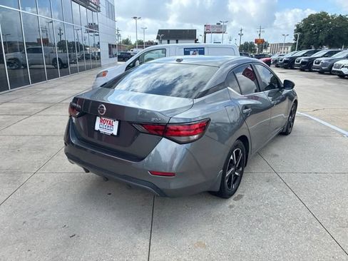 Used 2024 Nissan Sentra SV FWD image 7