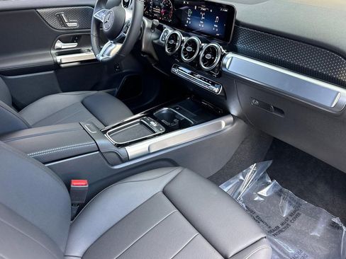 New 2026 Mercedes-Benz GLB 250 image 27