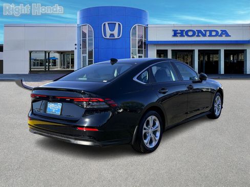 Used 2024 Honda Accord LX image 7