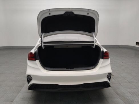 Used 2024 Kia Forte LX image 29