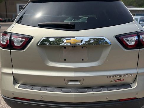 Used 2014 Chevrolet Traverse LT w/ All-Star Edition FWD image 5