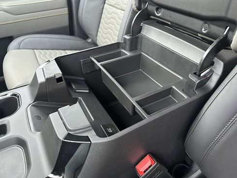 New 2026 Chevrolet Silverado 1500 ZR2 image 13