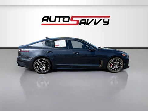 Used 2022 Kia Stinger GT1 RWD image 8